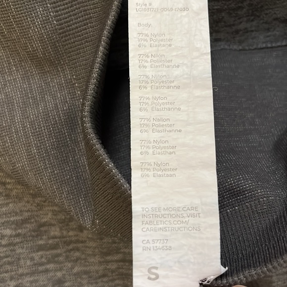 Fabletics grey rouched leggings size small - Picture 3 of 4